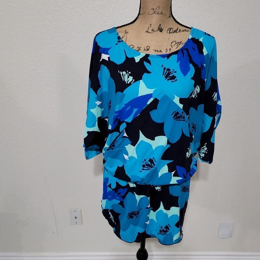 Anne Cole‎ black & blue floral tunic size medium
